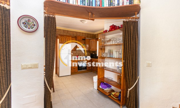 Resale - Villa - La Florida