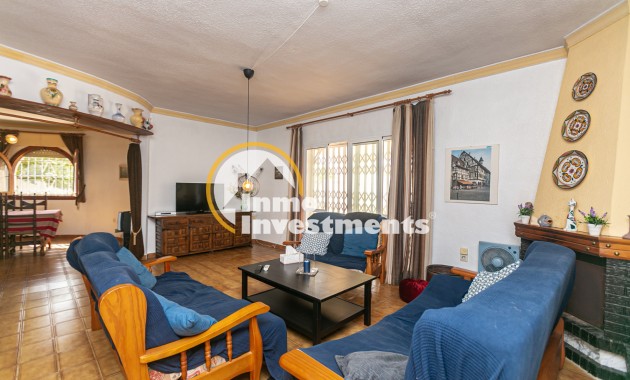 Resale - Villa - La Florida