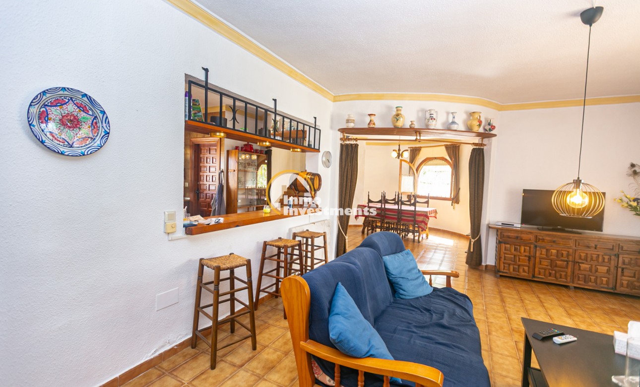 Resale - Villa - La Florida