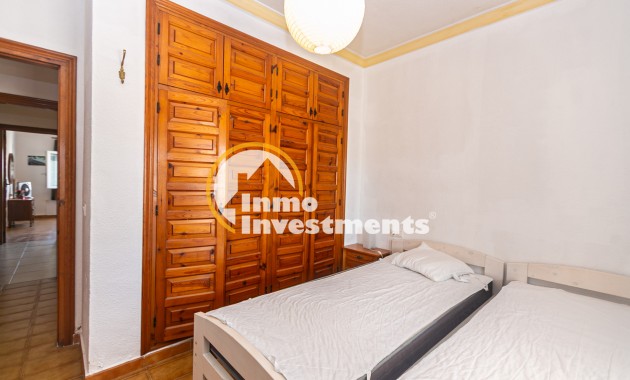 Resale - Villa - La Florida