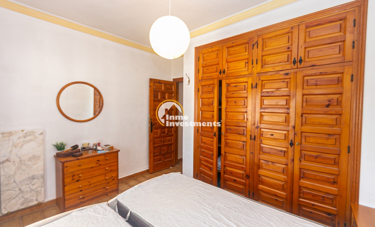 Resale - Villa - La Florida