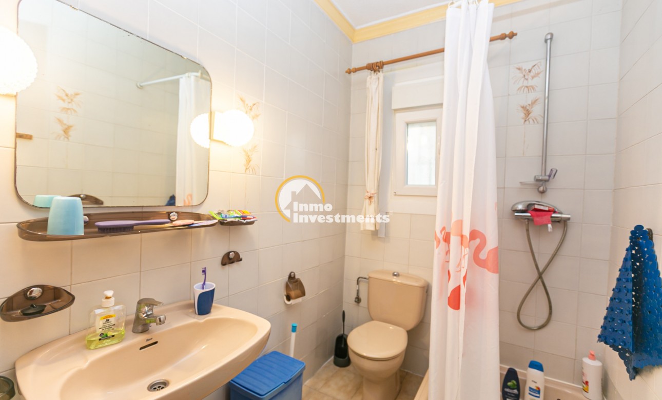 Resale - Villa - La Florida