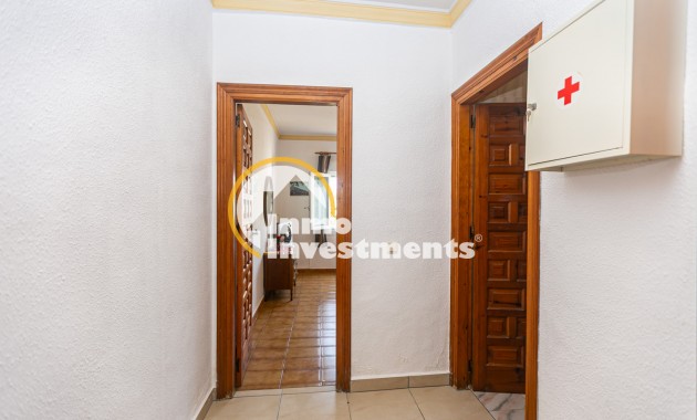 Resale - Villa - La Florida