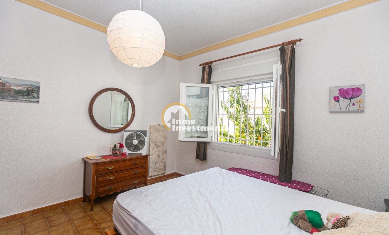 Resale - Villa - La Florida