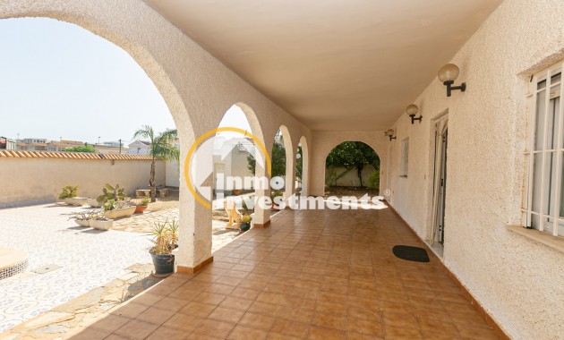 Resale - Villa - La Florida