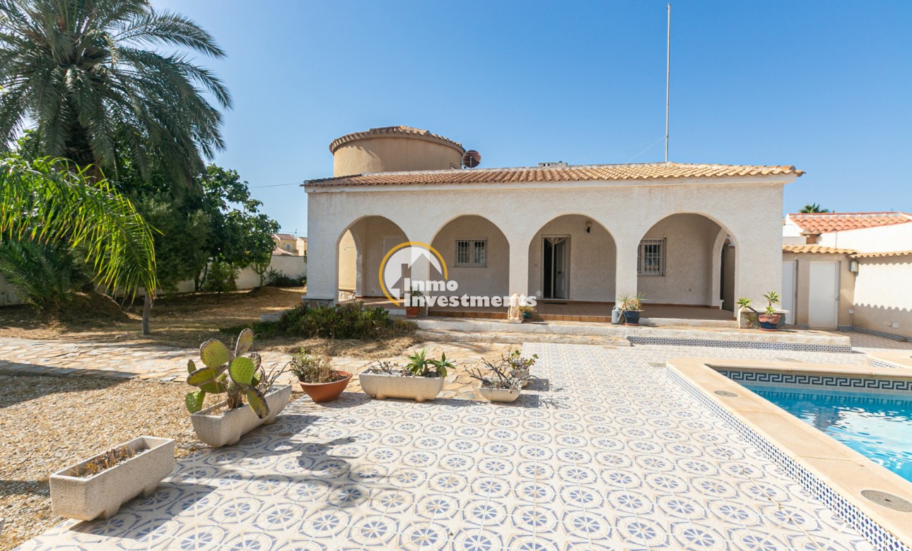 Resale - Villa - La Florida