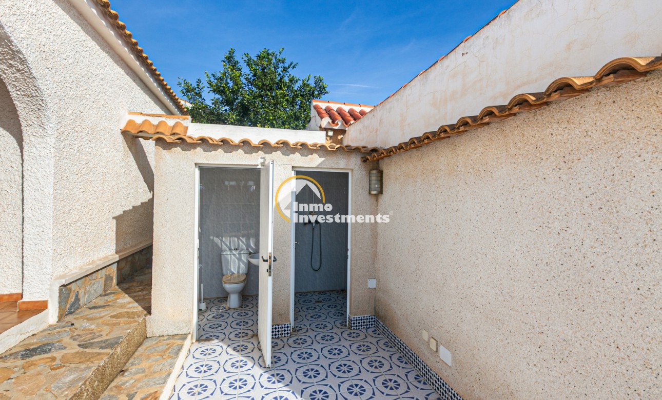 Resale - Villa - La Florida