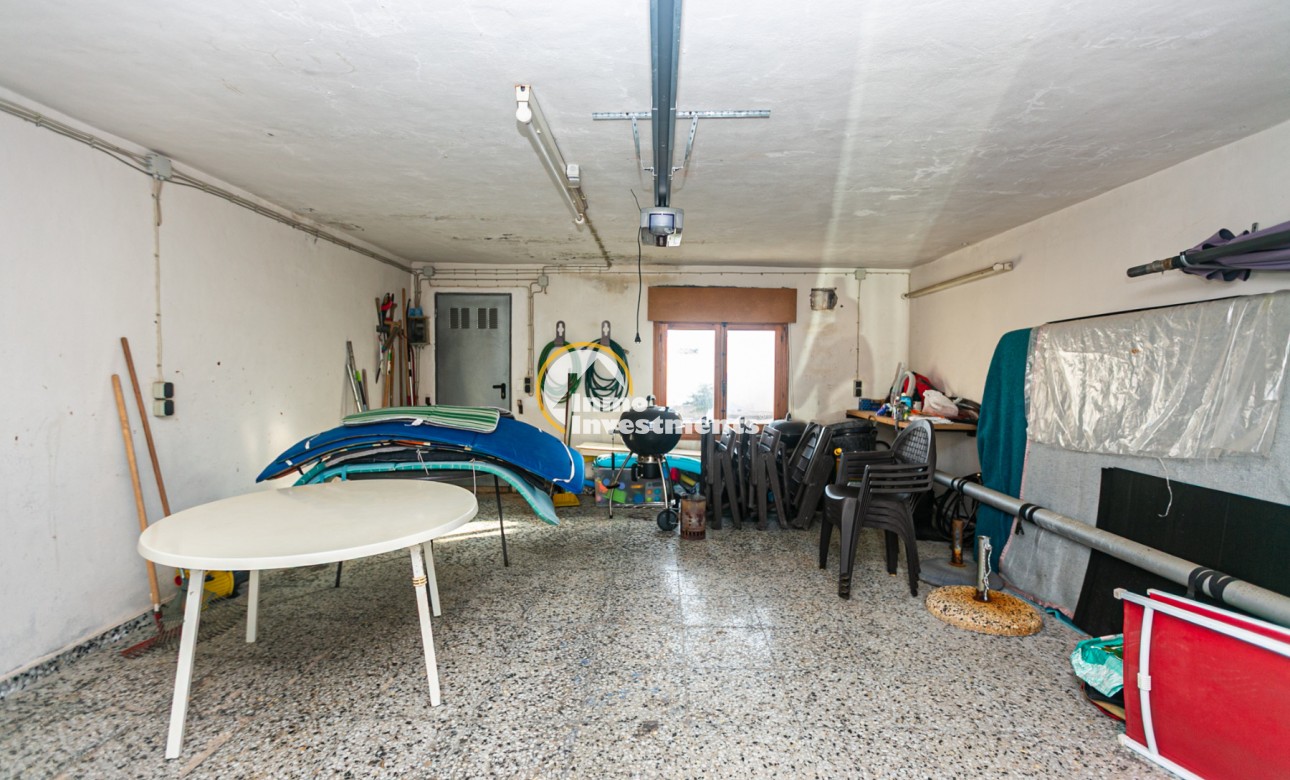 Resale - Villa - La Florida