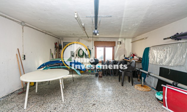 Resale - Villa - La Florida