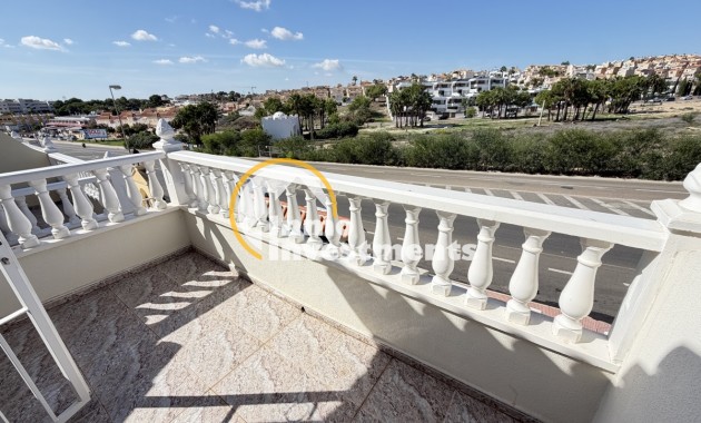 Reventa - Chalet adosado - Villamartin - Bosque de las Lomas 
