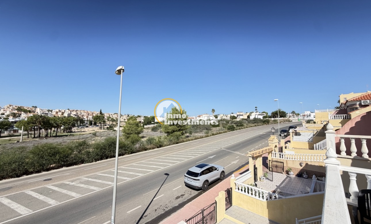 Reventa - Chalet adosado - Villamartin - Bosque de las Lomas 