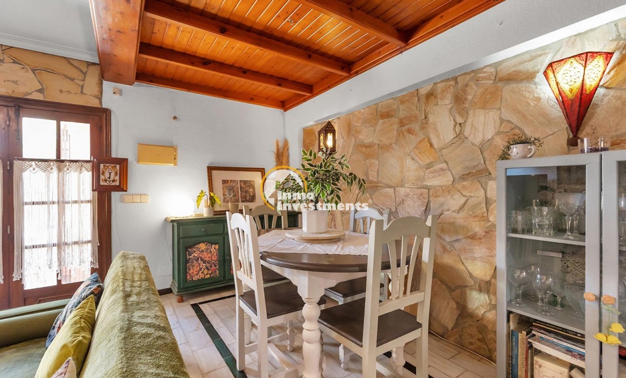 Reventa - Chalet independiente - Torrevieja - Cala de cabo cervera