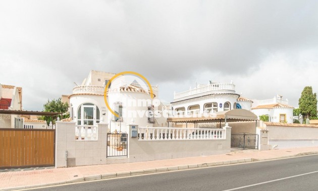 Reventa - Chalet independiente - Orihuela Costa - La Florida