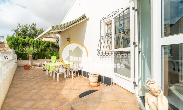 Reventa - Chalet independiente - Orihuela Costa - La Florida