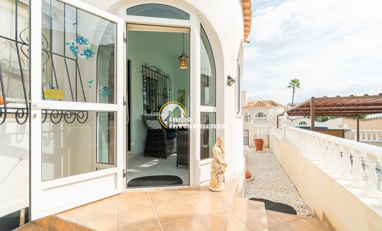 Reventa - Chalet independiente - Orihuela Costa - La Florida