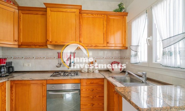 Reventa - Chalet independiente - Orihuela Costa - La Florida