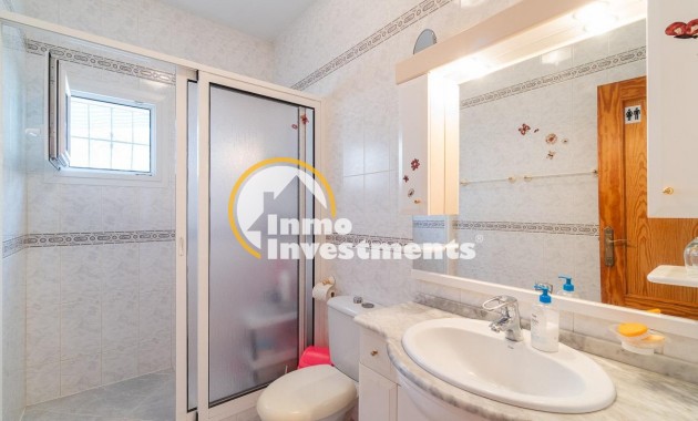 Reventa - Chalet independiente - Orihuela Costa - La Florida