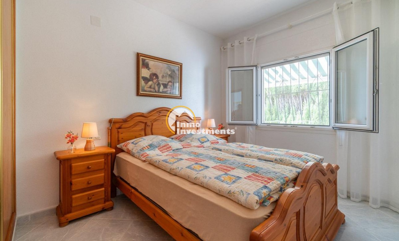 Reventa - Chalet independiente - Orihuela Costa - La Florida