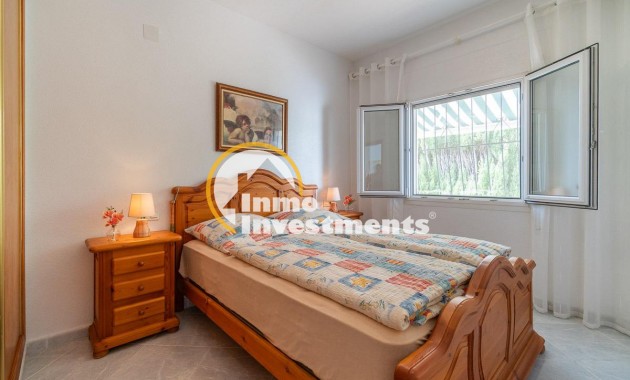 Reventa - Chalet independiente - Orihuela Costa - La Florida