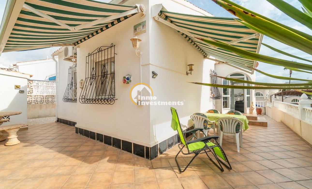 Reventa - Chalet independiente - Orihuela Costa - La Florida