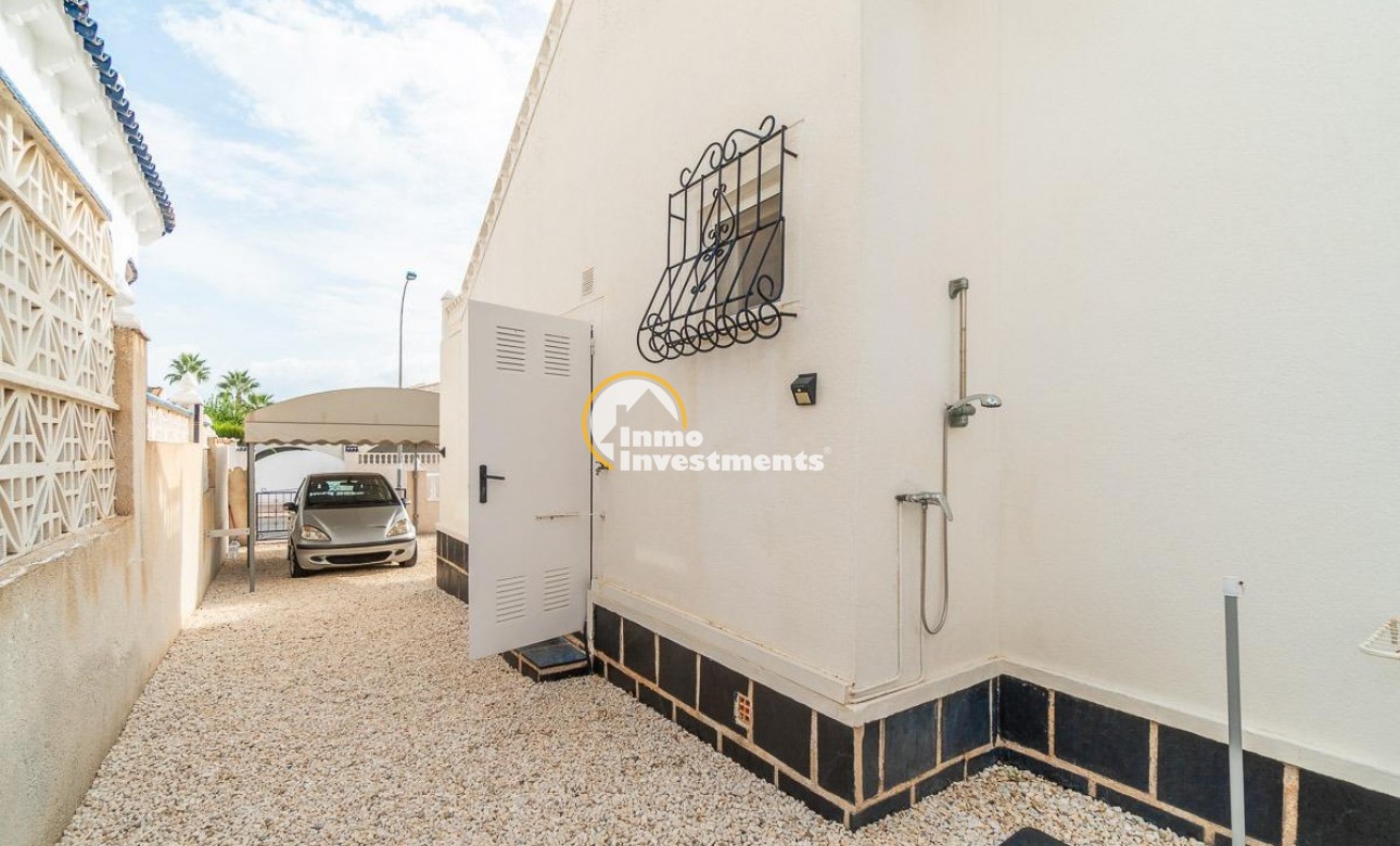 Reventa - Chalet independiente - Orihuela Costa - La Florida