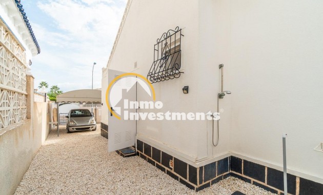 Reventa - Chalet independiente - Orihuela Costa - La Florida