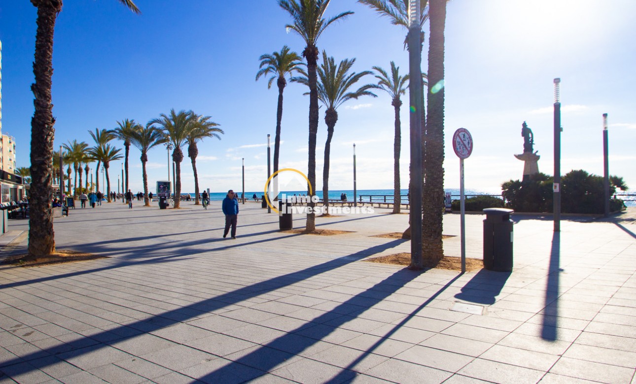 Resale - Apartment - Torrevieja - Beach