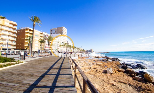 Resale - Apartment - Torrevieja - Beach