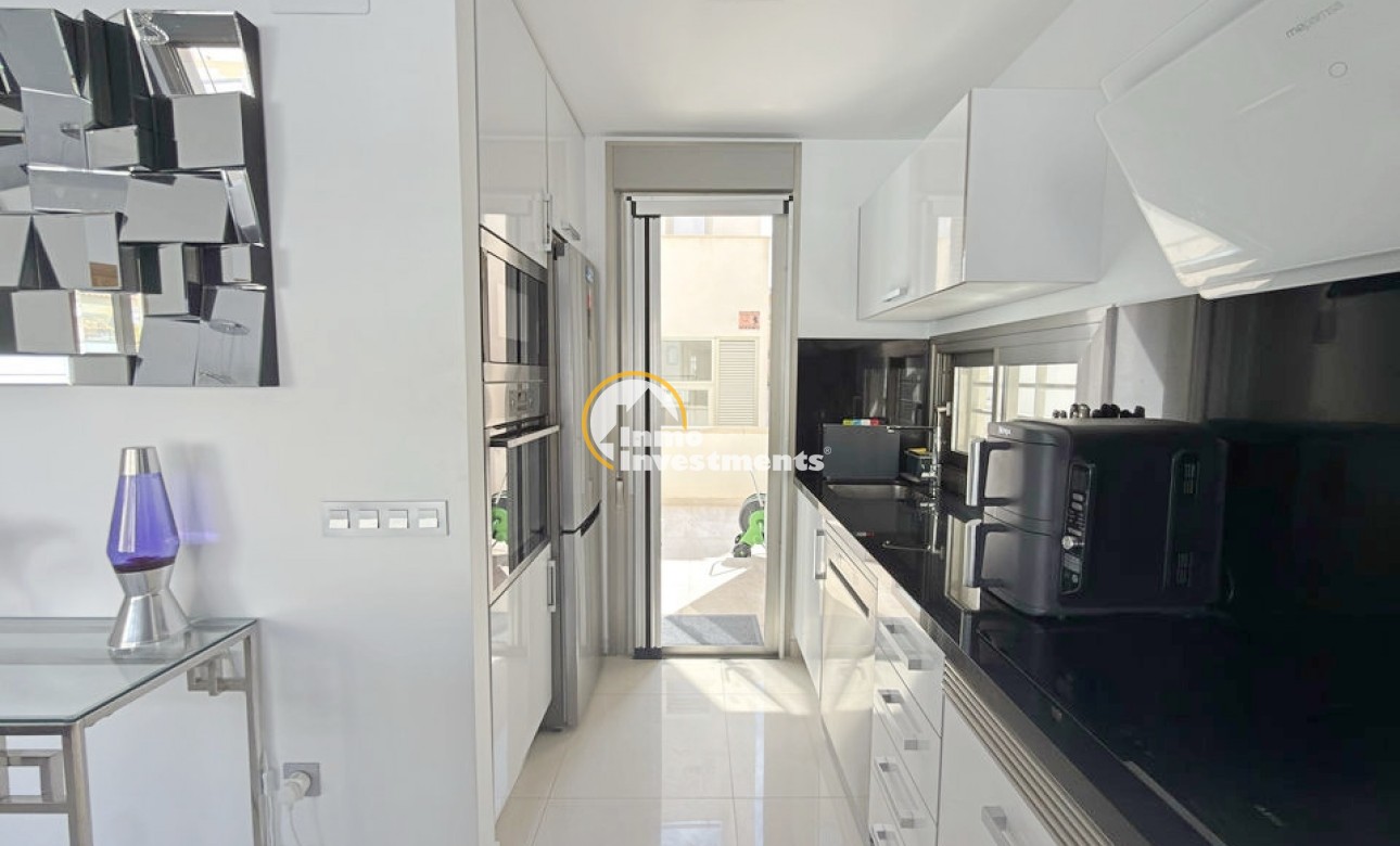 Revente privée - 3 Detached Villas - Villamartin - Blue Lagoon
