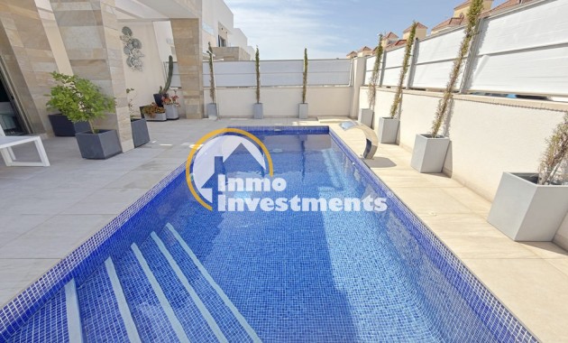 Revente privée - 3 Detached Villas - Villamartin - Blue Lagoon