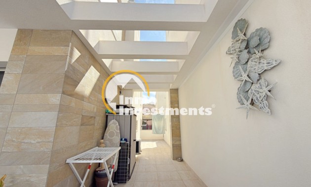 Revente privée - 3 Detached Villas - Villamartin - Blue Lagoon