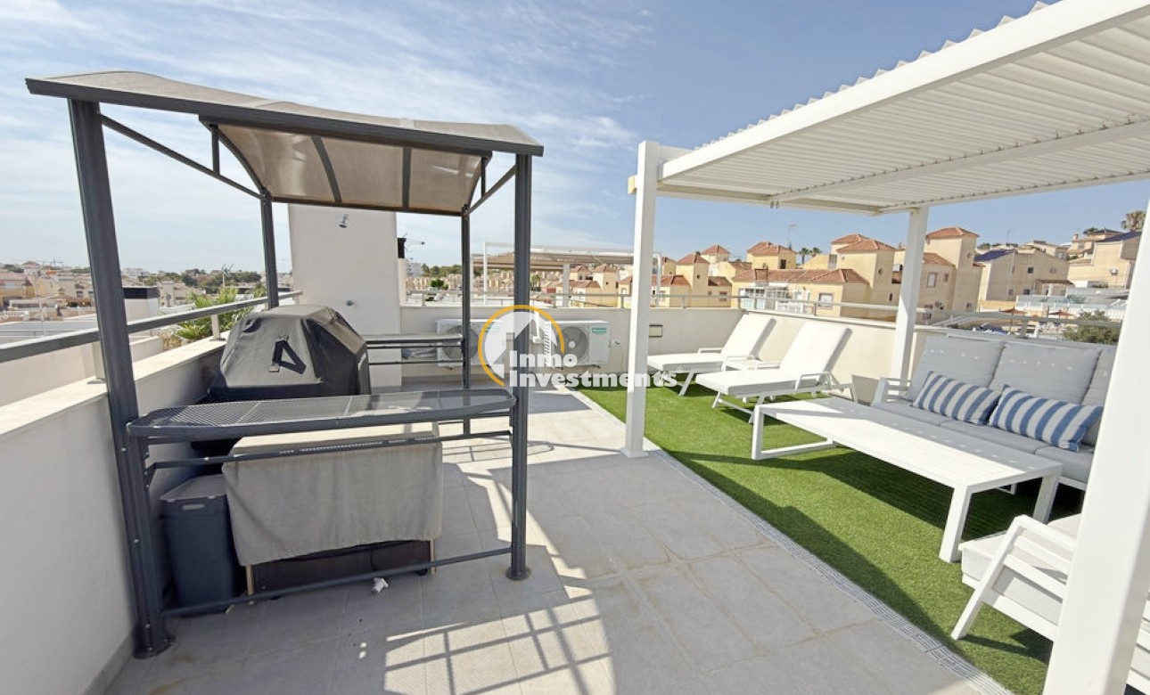 Revente privée - 3 Detached Villas - Villamartin - Blue Lagoon