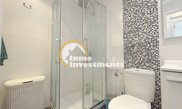 Reventa - Chalet adosado - Villamartin - Verdemar