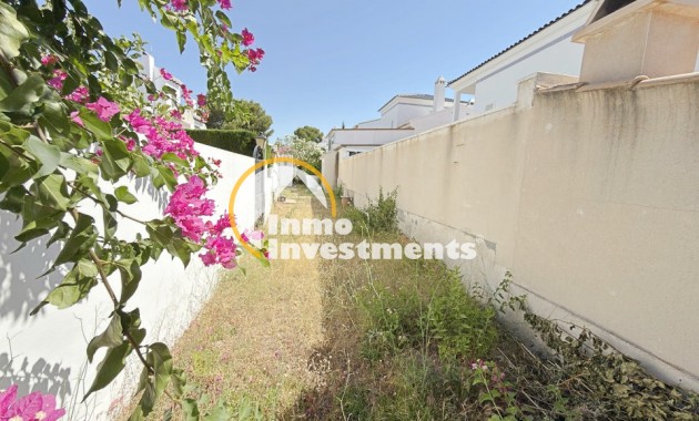 Reventa - Chalet adosado - Villamartin - Verdemar