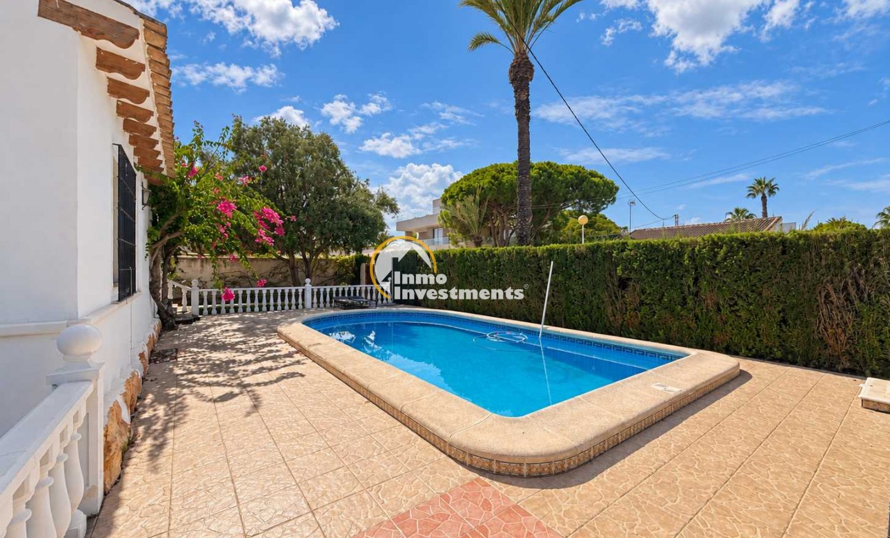 Till salu - Villa - Cabo Roig - Beachside