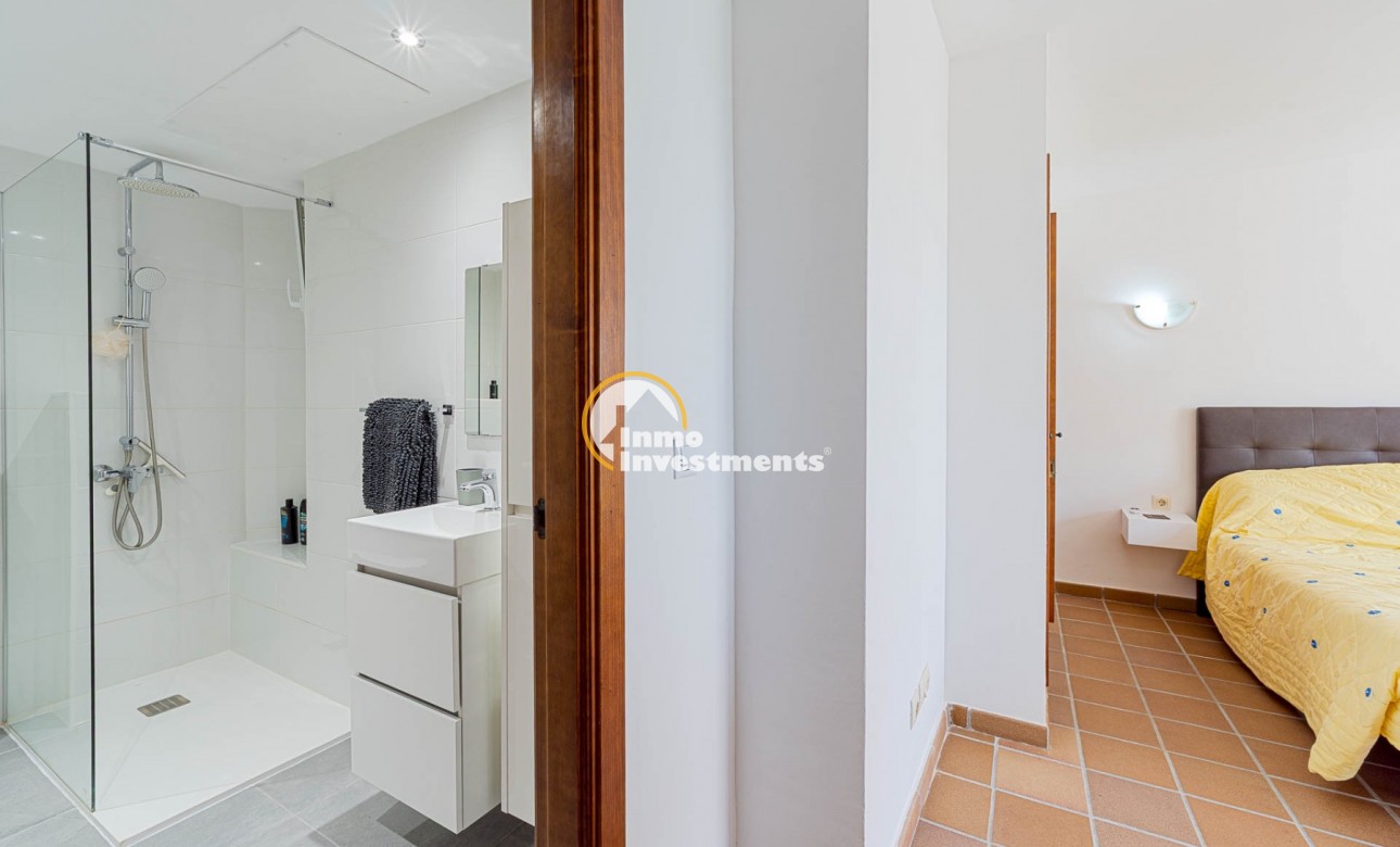 Gebrauchtimmobilien - Apartament - Punta Prima - Strandseite