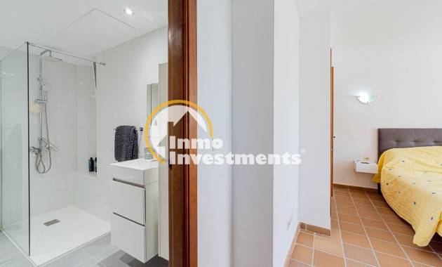 Gebrauchtimmobilien - Apartament - Punta Prima - Strandseite
