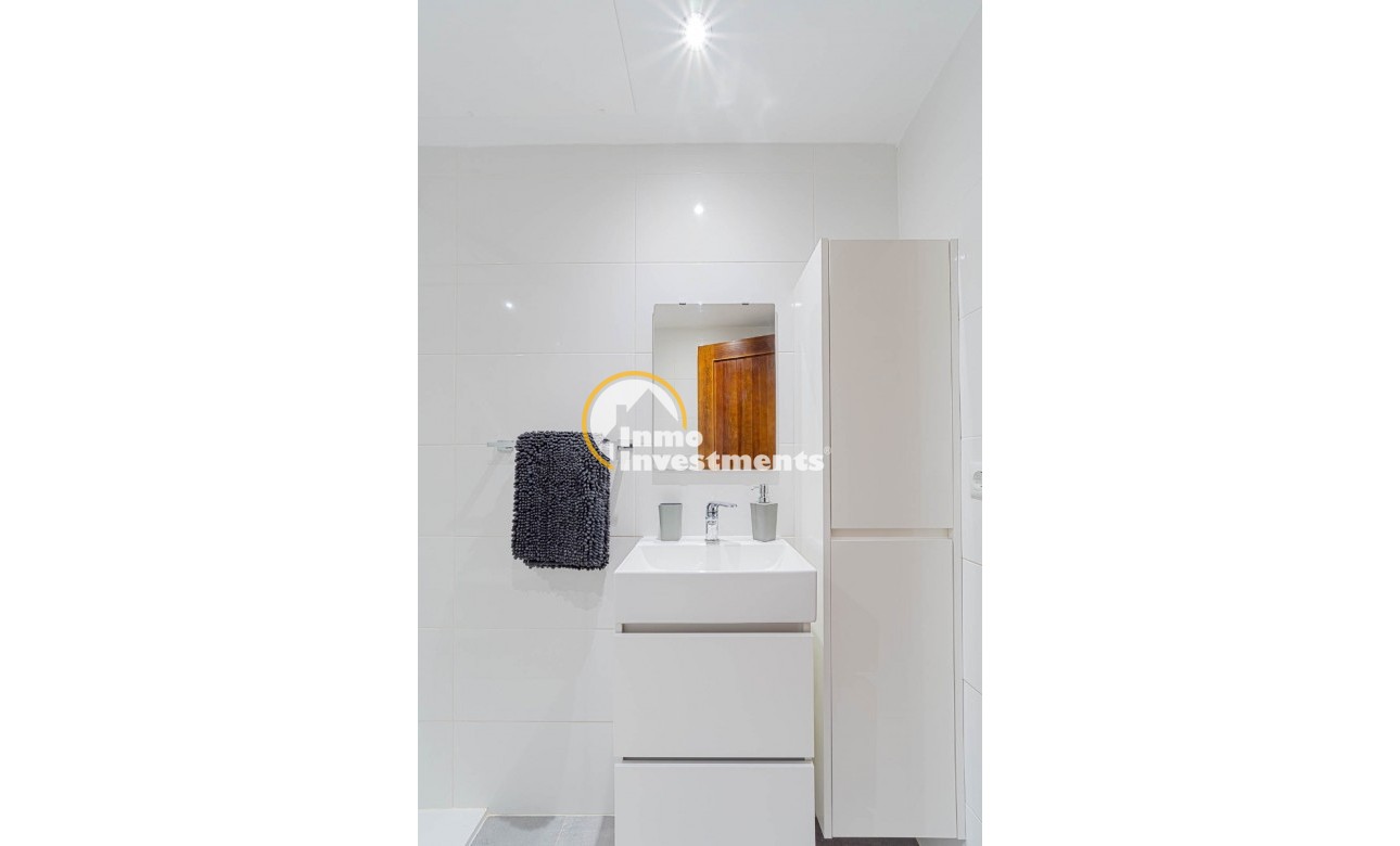 Gebrauchtimmobilien - Apartament - Punta Prima - Strandseite
