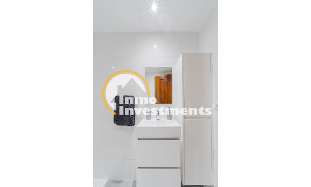Gebrauchtimmobilien - Apartament - Punta Prima - Strandseite