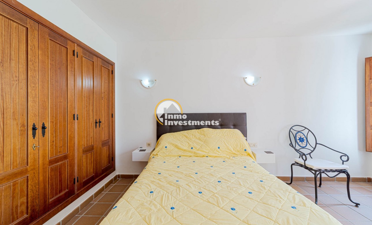 Gebrauchtimmobilien - Apartament - Punta Prima - Strandseite