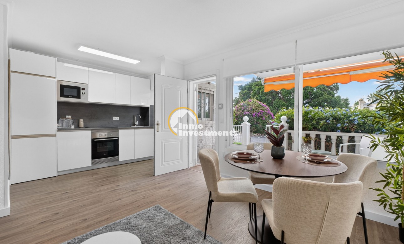 Resale - Apartment - Villamartin - Rioja
