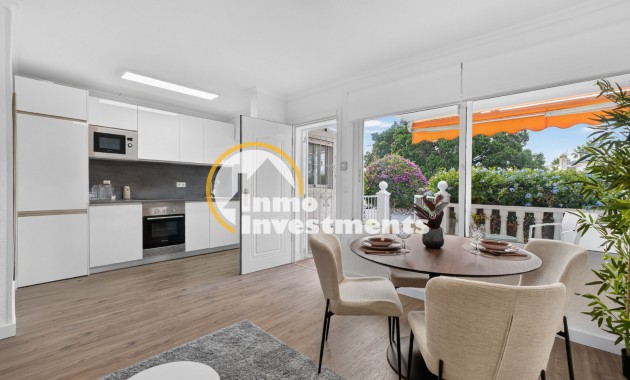 Resale - Apartment - Villamartin - Rioja