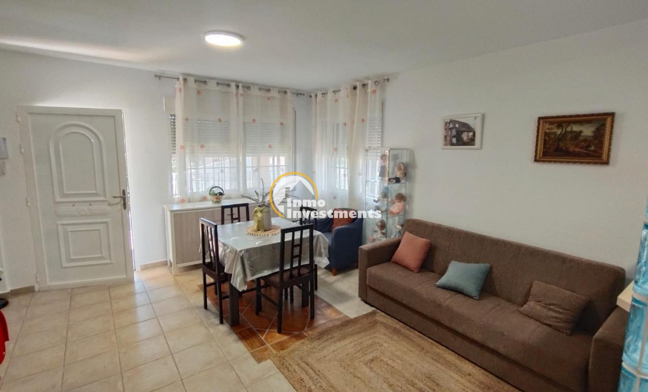 Resale - Villa - Pinar de Campoverde