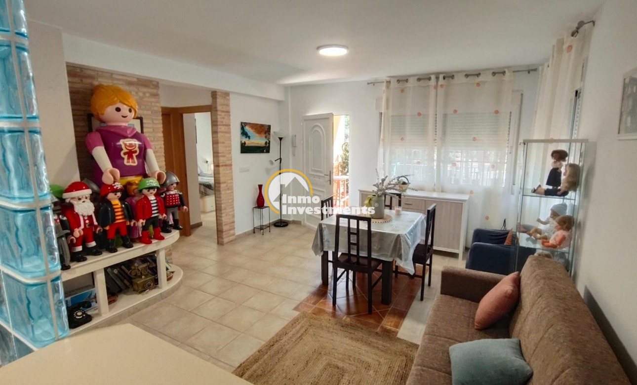 Resale - Villa - Pinar de Campoverde