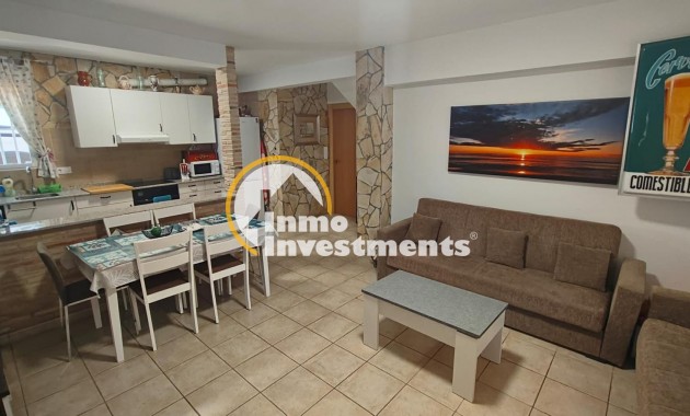 Resale - Villa - Pinar de Campoverde