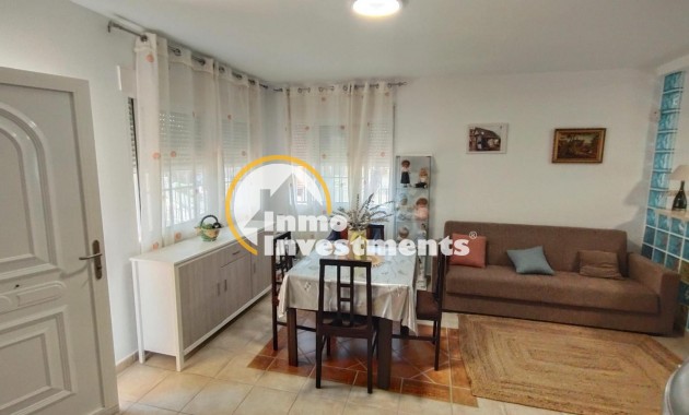 Resale - Villa - Pinar de Campoverde