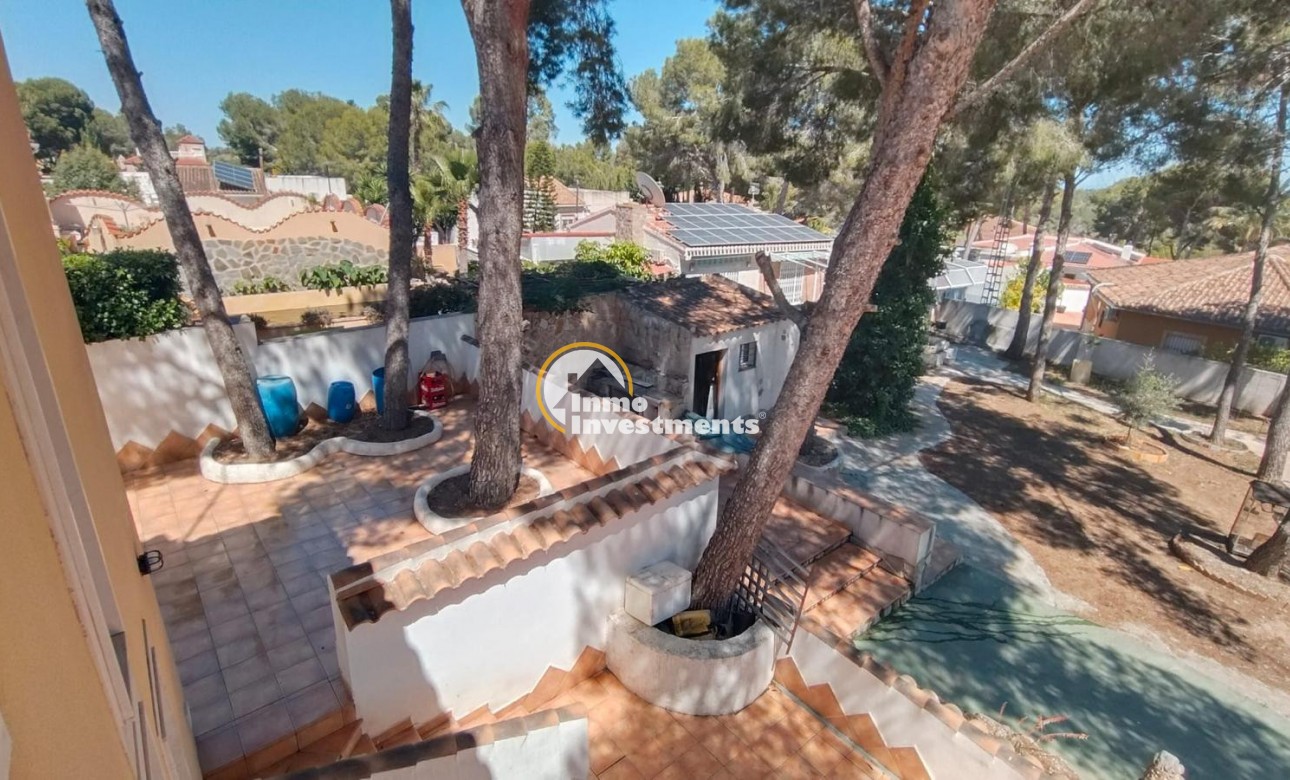 Resale - Villa - Pinar de Campoverde