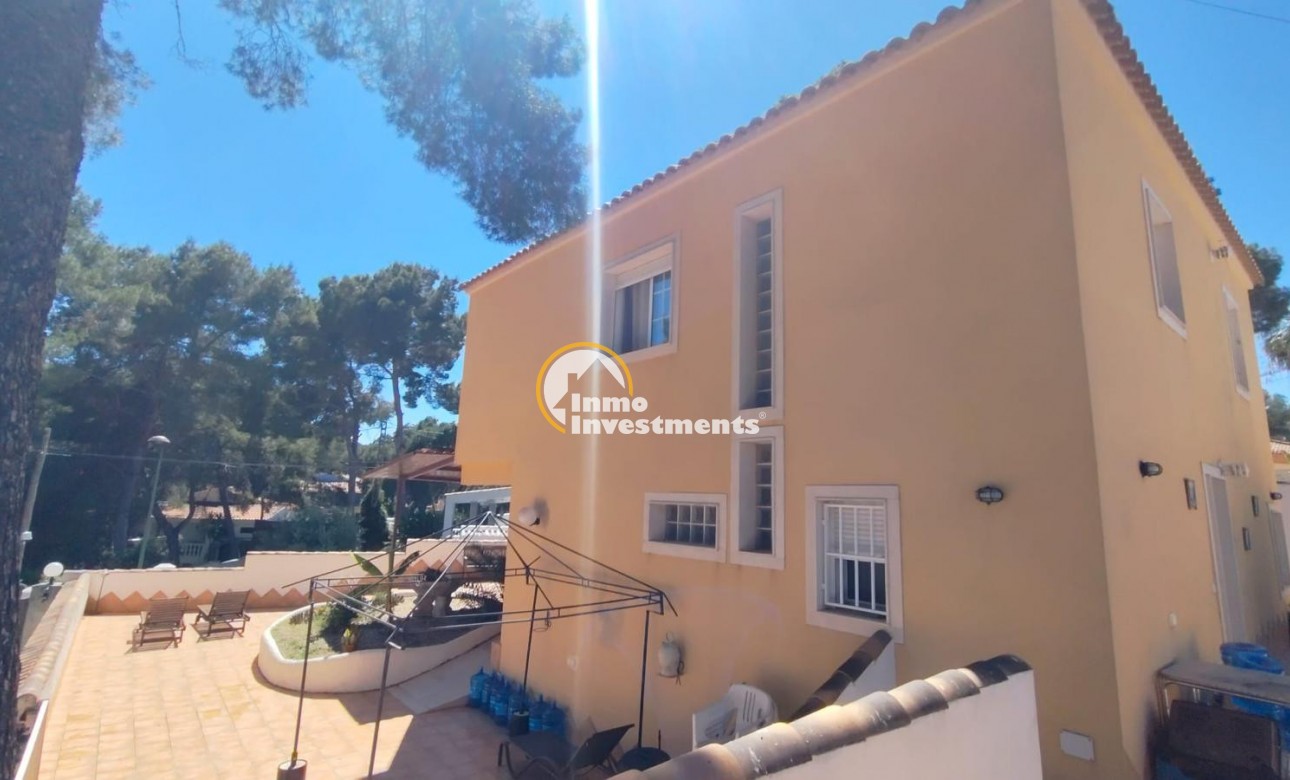 Resale - Villa - Pinar de Campoverde