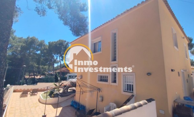 Resale - Villa - Pinar de Campoverde