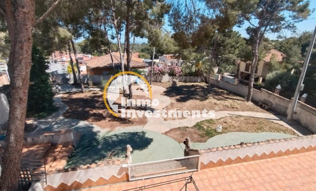 Resale - Villa - Pinar de Campoverde